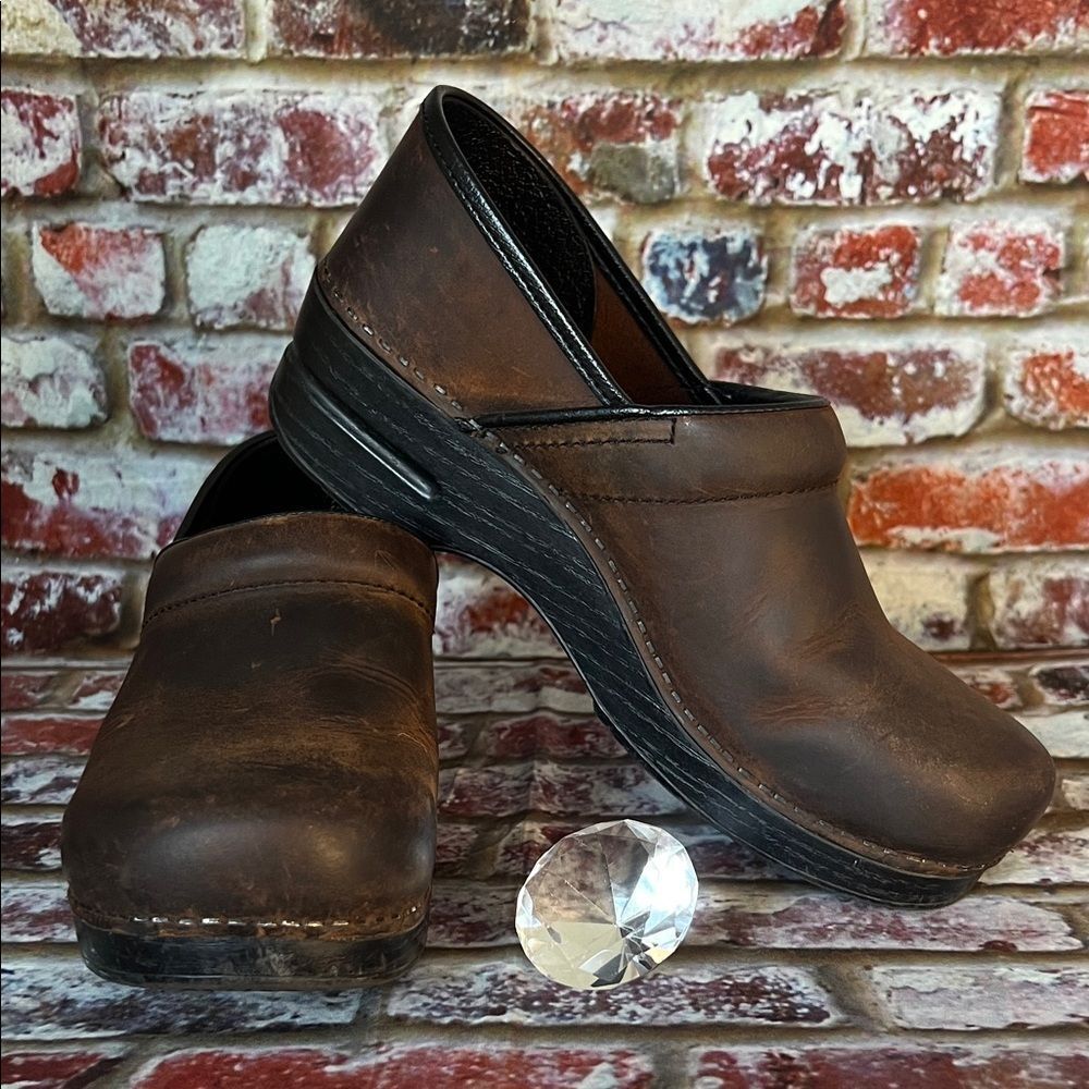 Dansko Professional Box Clogs Antique Oiled Leather